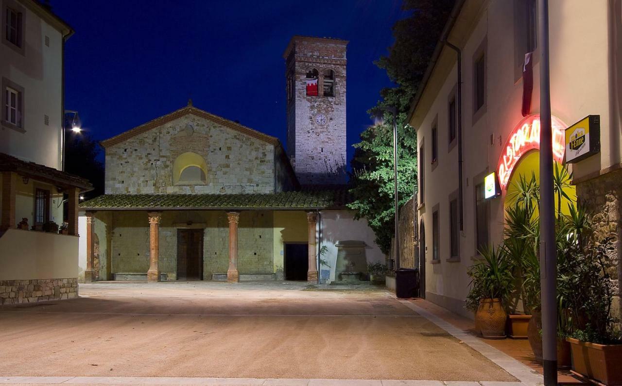 Bed and Breakfast Borgo Della Rocca Монтемурло Экстерьер фото