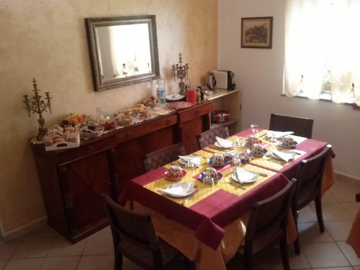 Bed and Breakfast Borgo Della Rocca Монтемурло Экстерьер фото