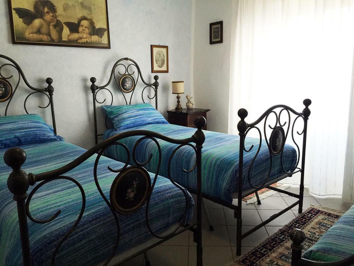 Bed and Breakfast Borgo Della Rocca Монтемурло Экстерьер фото