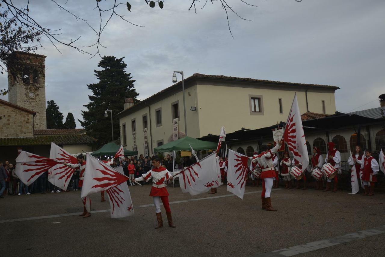 Bed and Breakfast Borgo Della Rocca Монтемурло Экстерьер фото